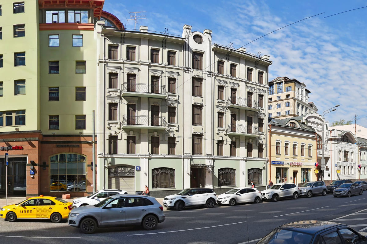 Продажа бизнес-центра 3200 квадратных метров в ЦАО 