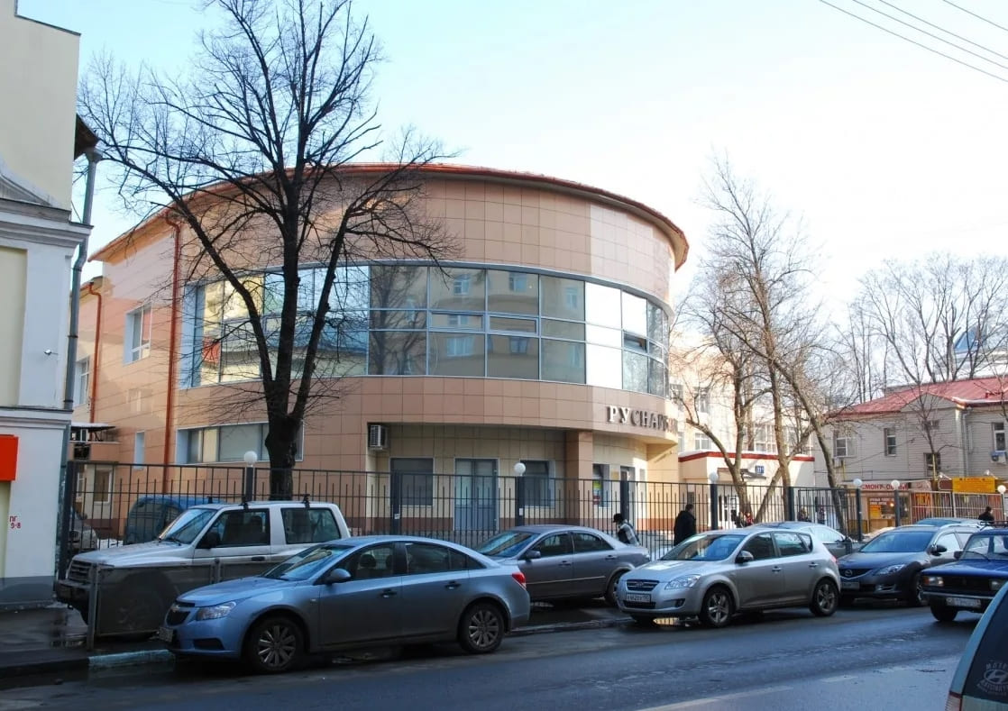 Продажа бизнес-центра 3000 квадратных метров в ЦАО 