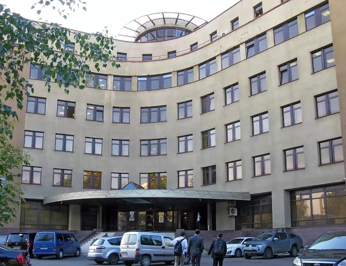 Продажа бизнес-центра 5000 квадратных метров в СВАО 