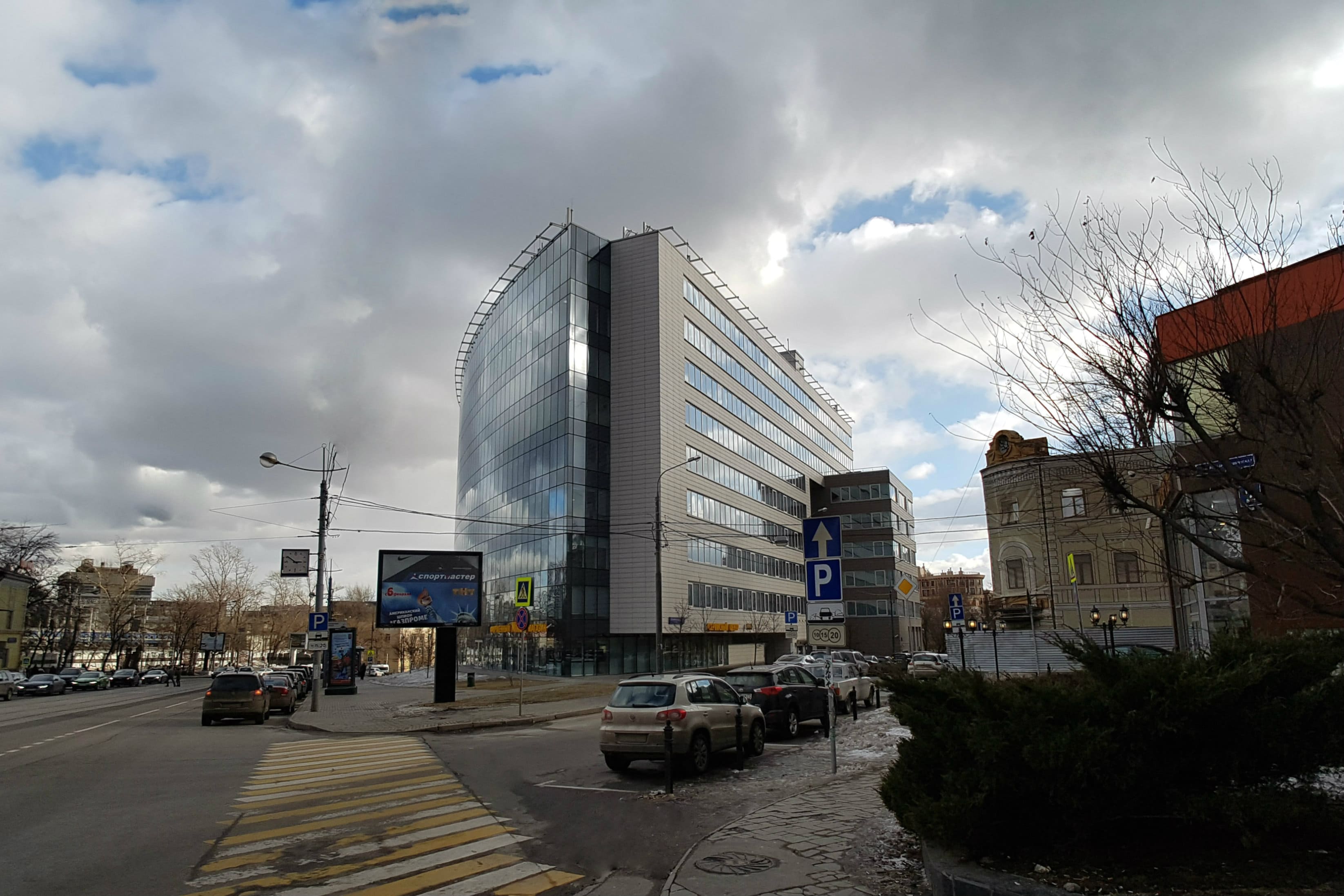 Продажа бизнес-центра 26150 квадратных метров в ЦАО 