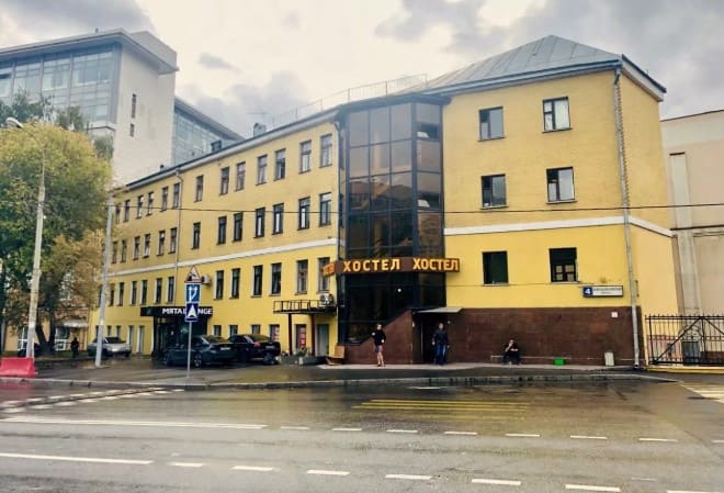 Продажа гостиницы 1350 квадратных метров в ЮАО 