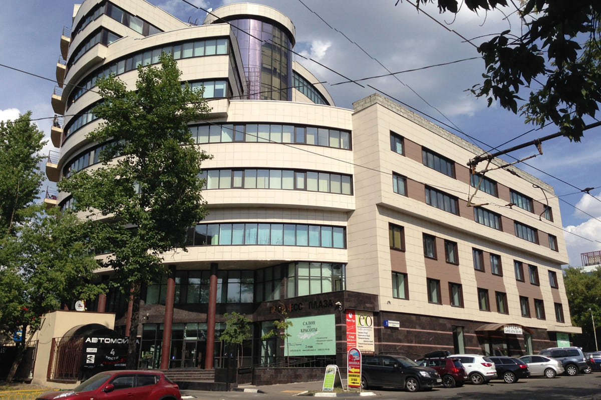 Продажа бизнес-центра 10600 квадратных метров в ЮВАО 