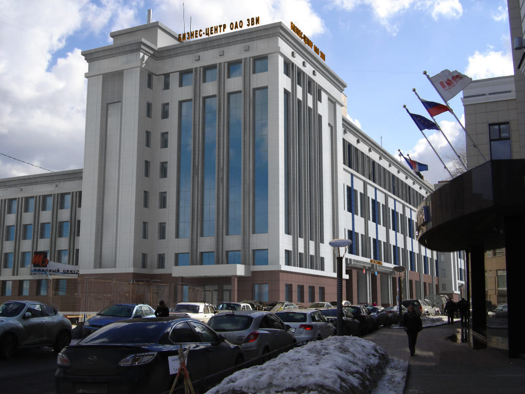 Продажа бизнес-центра 14000 квадратных метров в ЮАО 