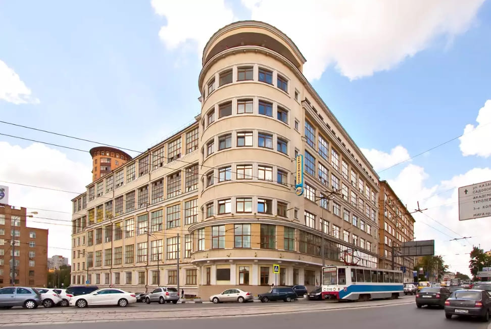 Продажа бизнес-центра 24000 квадратных метров в ЦАО 